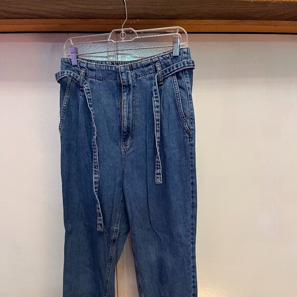 Dynamite Gigi Tie-Waist Jeans - Picture 1 of 2